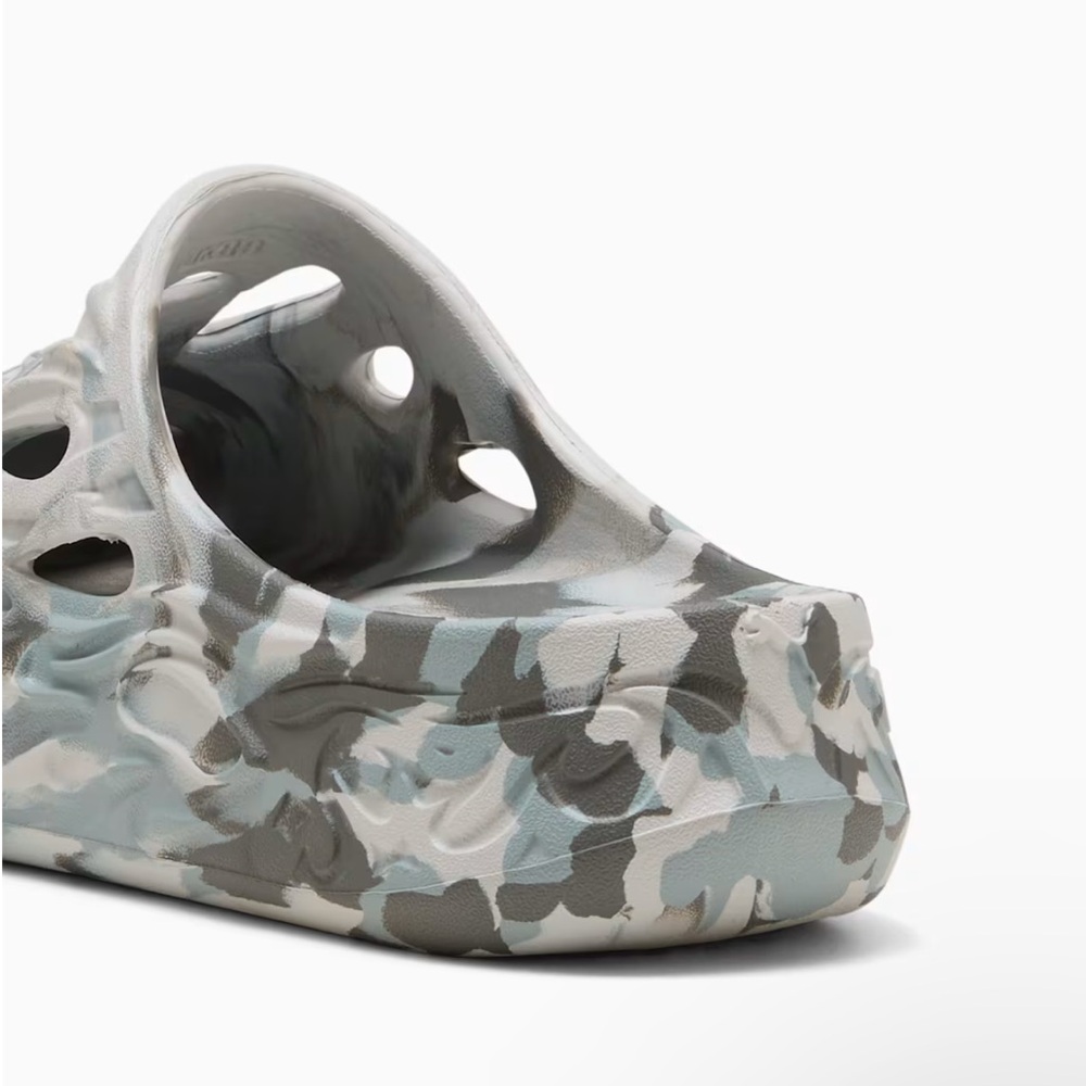 Puma x LaMelo Ball MB.04 Slide - Men's Basketball Slides - Picture 4 of 10